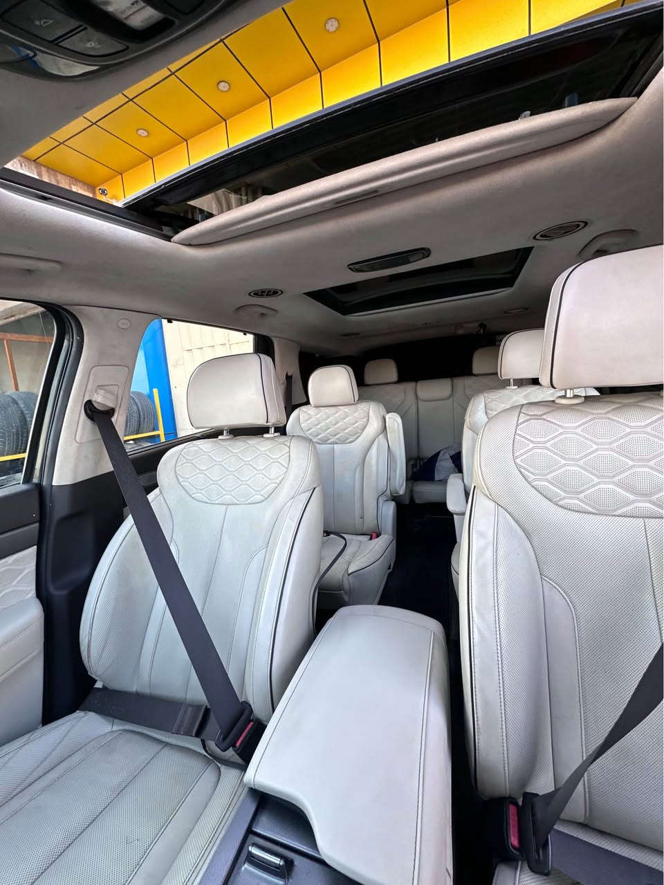 فروشتن و گورينه وه 
هوندا بالاسايد  ٢٠٢٠ فول فول مواسه فات  
ره فزي مروره  هيج كيشه كي نيه  بيشو بشتي كه بسه  ٢ بارجه ي سبوغه كه مه ك ناو ده ركاي كرتوه ارباك به س شان ته قيه 
واتساب:*********** أربيل, العراق
