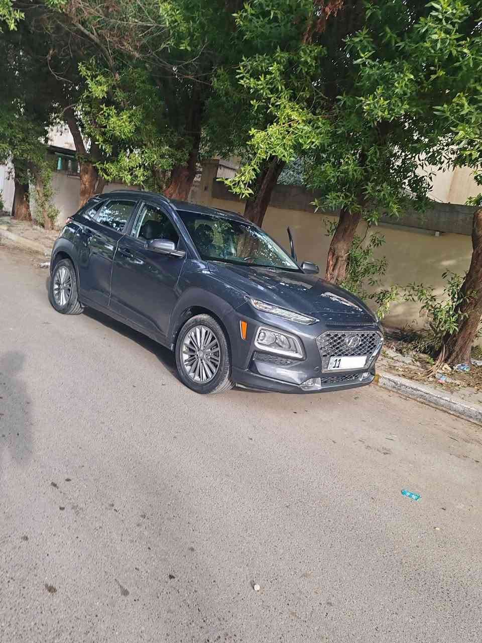 السلام عليكم...
هيونداي كونا sel موديل 2020 رقم بغداد باسمي ماشية 65 الف 
محرك 2000 دوش المرغوب 
كير at 
4x4
بصمه تشغيل 
نضام الخروج عن المسار 
نقطه عمياء حساس جانبي خلفي امامي 
اوتو بريك 
كشنات تدفئه 

حادث السياره موجود كدامك ويه الصور  والسياره استخدام شخصي 
القطع الي جايبهن كلهن بلاديات نفس اللون عدا الدعاميه الاماميه صبغ وشغلهه كلش حلو السياره جديده من كل النواحي وممتعوبه شرط الفحص 
السعر 135 ورقه وبيهه مجال 
***********
