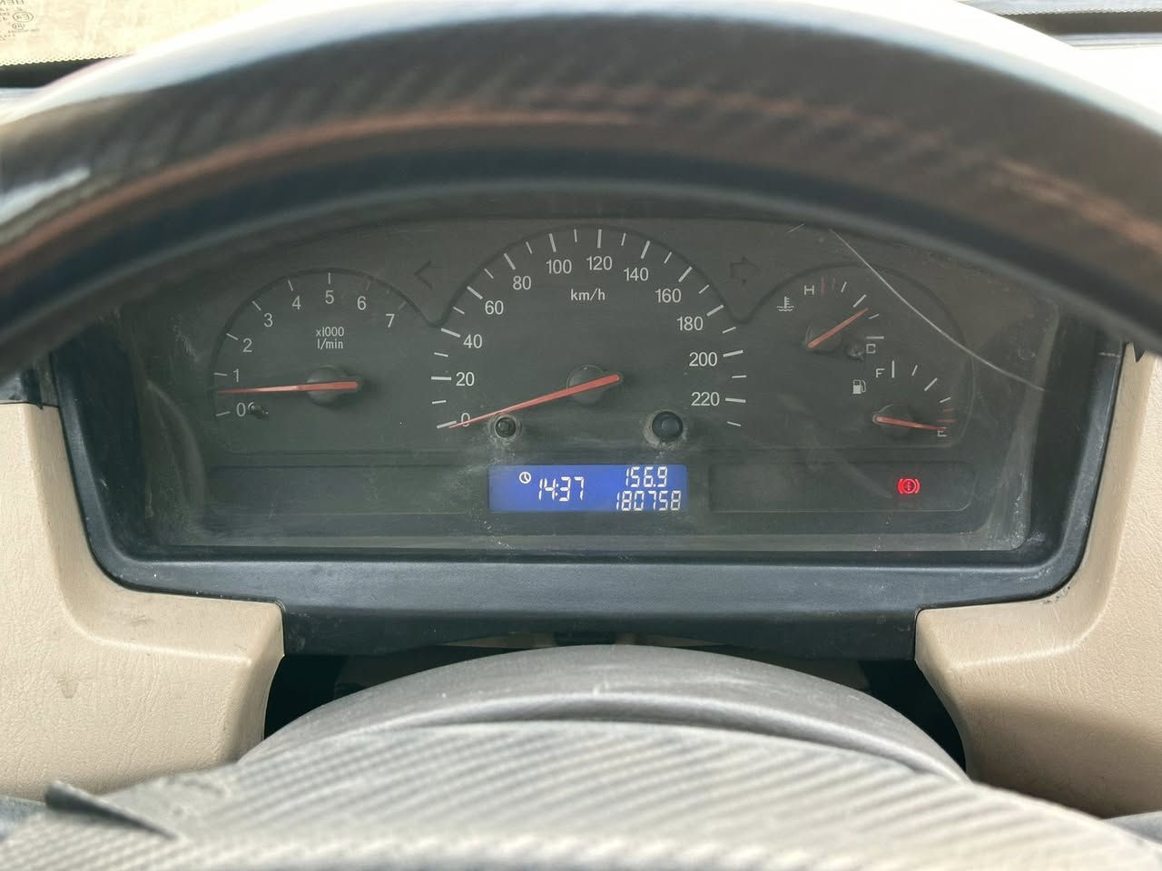 السلام عليكم
شيري A5 موديل 2011 كير ومحرك وعقل وظفيره وتبريد كورلا نحله 1800 1zz 

سياره نضيفة وكاعدة سيارة بأسمي مصفرة هيئة وغرامة مسوي ادامة كاملة للسيارة مسطرة  نوزلات هي ونوزلاتها جديدة مال كصة  وبلكات جديدة مال كصة وجويتر جديد  فيتبم جديد كهربائيات كاملة صدر نضيف منظومة زينون بالعالي شرط نهار  وبيها ملاحظات بسيطه .

السعر 40 وبيها مجال بسيط  مكاني بغداد

***********
