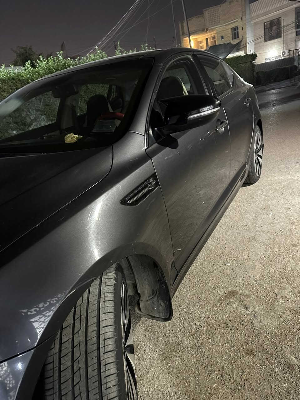 السلام عليكم 
كيا اوبتما خليجي 2014 للبيع ماشيه 155 قابل للزيادة صور السونار مرفوقه بالمنشور السياره بدون صبغ اخوان فقط بارد 

السعر 130 ورقه وبيهه مجال 

محرك مفتوح اخوان ……. 
محرك 2400 دوش 
السياره خير من الله برغي مناقصه سياره مال جناي 

بصمه 
بانوراما طكتين 
تدفئه تبريد كشنات سايق والبصفه 
كشنات كهرباء 
ترحيب داخلي 
كشن السائق كهربائي مع البصمه 
تبريد قطعتين مناخين منفصل
بك لايت لد 
منظومه زنون كامله على السياره 
شفتات سترين 
تحكم ستيرن 
مري شفط 
ابواب مطعم صاج 
السياره كامله خير من الله مابيها نقص 
تايرات جدد 
و دسكات بالضمان 
زنون بالضمان 
سماعات عدد 6
خزن ميموري وضعيتين

للاستفسار خاص او الاتصال على الرقم *********** 
مكاني حي العامل
