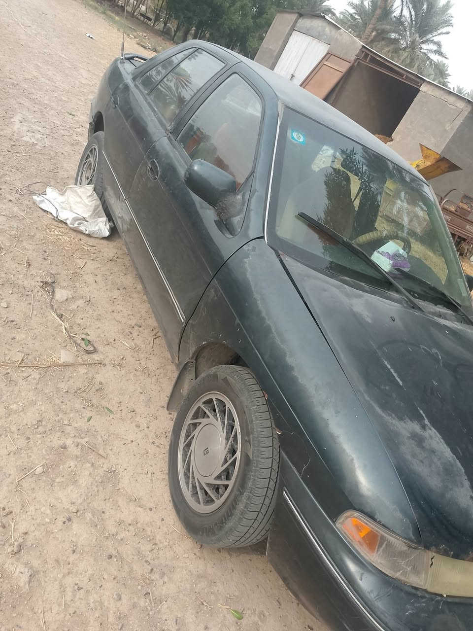 السلام عليكم للبيع كيه سيفيا موديل 94 رقم بغداد بأسمي  محرك ينقص شي قليل كير خير من الله صدر جديد غرفه نضيفه  مكان سيارة بغداد سعر 27 وبيها مجال ‏‪***********‬‏
