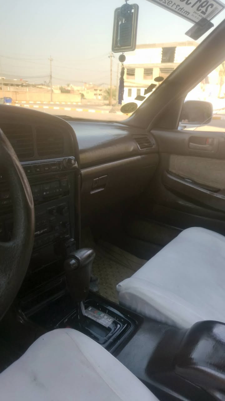 مارك تكم موديل 92 رقم انبار دولي مشروع وطني هزه جديده وسنويه لسنه ل31 ومداور مباشر شرط السياره مكفوله من الضربه والكصه ونقل الجثه بيه مكانات صبغ فقط جماليه كير ومحرك جدد حداديه جديده تخم تاير جديد ويلكب 5 غرفه جديده دشبول اصلي وبلادي بطاين جدد مال حاويه بكلايتات جدد كهربائيات كله شغاله بور جديد مشط جديد كهربائيات كله شغاله سنتر لك 4 بوب السياره كله جاهزه ومابيه كل نص السعر 55 و بيه مجال
 ***********
