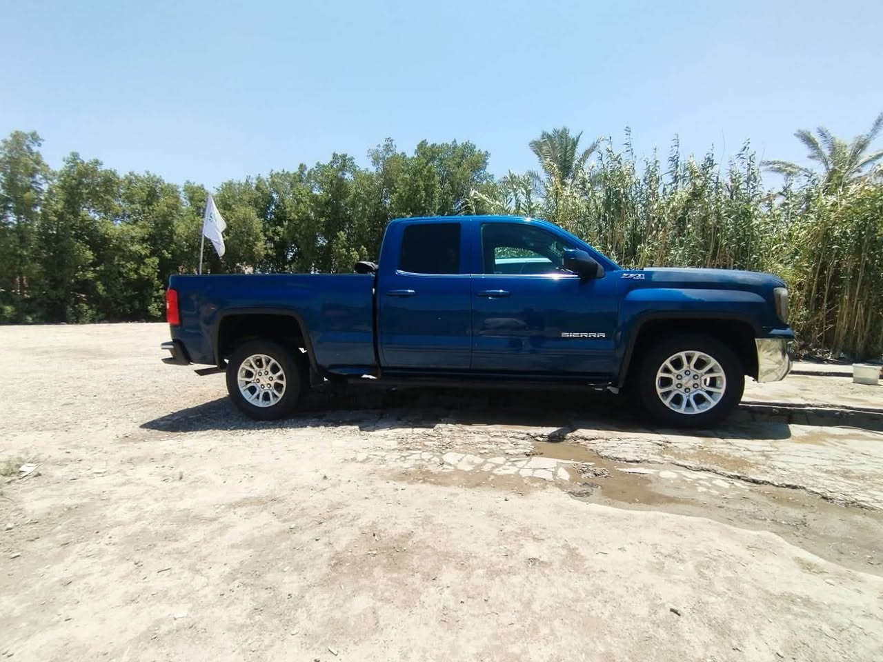 السلام عليكم ****

*🚘 للبيع فقط | GMC Sierra 2018*

*🔧 حالة السيارة:*
- الحادث: چاملغ ايمن +جاملغ الايسر + بنيد فقط
- الدواخل: نظيفة 100% بدون أي ضرر، البرانكيتات سليمة
- مكينة والكير والحدادية: شرط خير من الله
- السيارة جاهزة ومابيها نقص
-رقم سيارة *ذي قار 

*💵 السعر:* 180 ورقة وبيها مجال بسيط
*📍 المكان:* ذي قار - سوق الشيوخ

*للاستفسار: [***********]*
