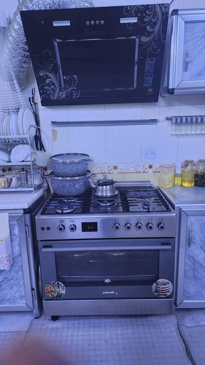 السلام عليكم..للبيع كاونتر مع طباخ وشافطه.السعر الطباخ ٥٠٠ الف الطباخ نوعه إيطالي  مستعمل ٥ اشهر والكاونتر كامل مع الشافطه ٥٠٠الف.


**إذا كنت صاحب هذا الإعلان وتريد حذفه لأي سبب، رجاءا أرسل رسالة إلى الدعم الفني**