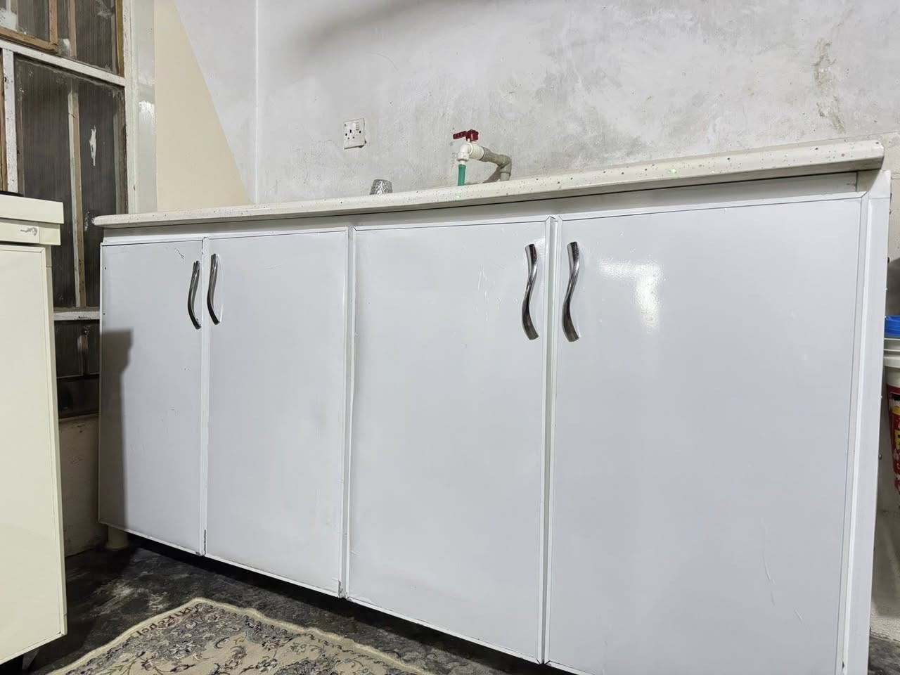 ئەم كەوەنتەرە بۆ فرۆشتن ئەلەملیۆمی ئەسڵیە دەست كردە قوفڵی ٢٨٠ هەزارە كەوەنتەرەكە ٢مەتر و نیوە مەخسەلەكە ٢ مەترە 

ناونیشان: چوارقوڕنە


**إذا كنت صاحب هذا الإعلان وتريد حذفه لأي سبب، رجاءا أرسل رسالة إلى الدعم الفني**