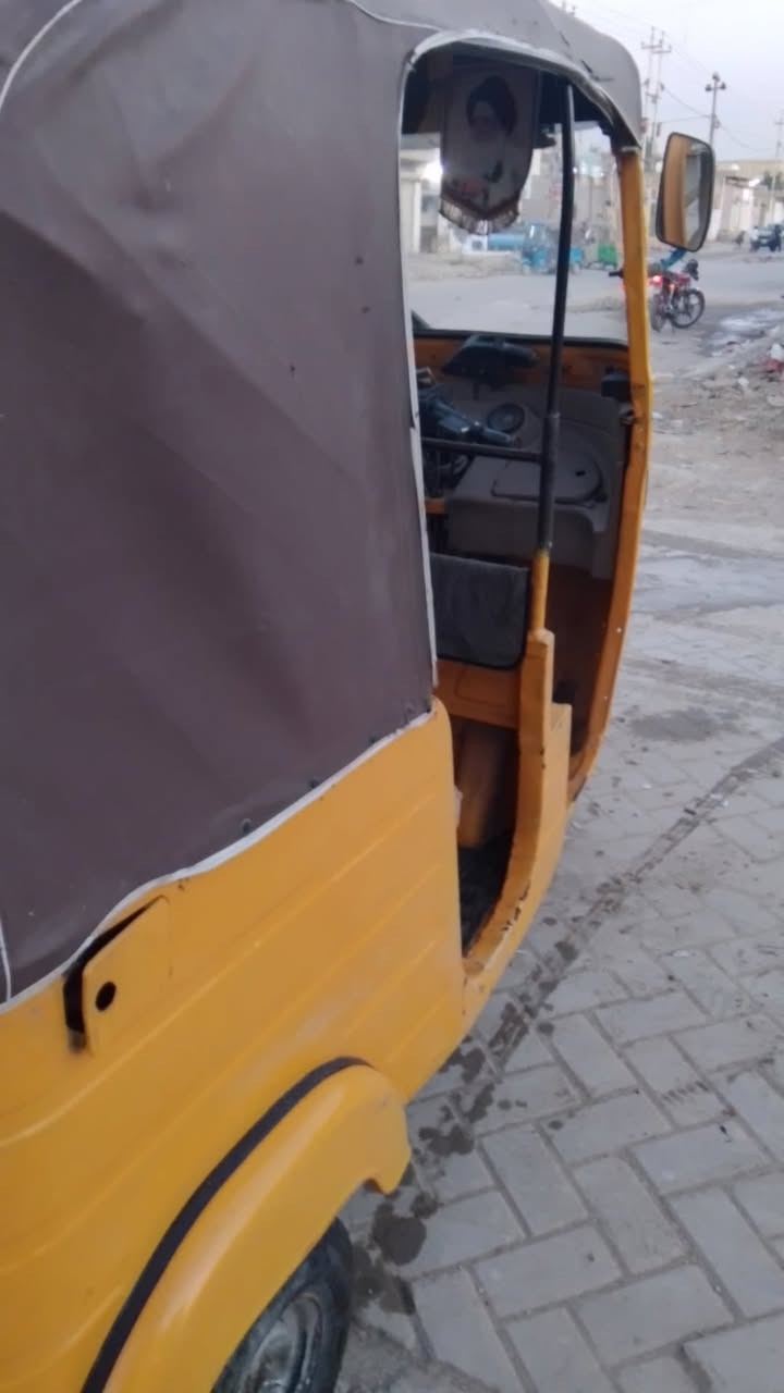 السلام عليكم تكتك للبيع 2019 مضلع شهر 11 تكتك خير من الله مكينتهة لاتبخير لاتنقيص  الله شاهد اوراق المصطفى 7 اوراق المكان بغداد سبع قصور السعر 4500 الشراي يتصل او واتساب ***********
