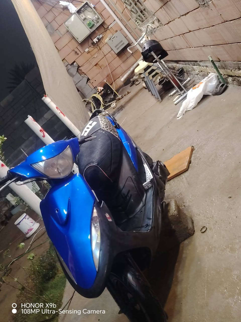 سلام عليكم دراجه ماكس عدله البيع دراجه ما ناقصهه اي شي بس مبدل بيهه بوشه و بستم مال شركه دراجه ناعمم كلشش سلف هندر بكل وكت دبلات جدد تايرات جدد بيهه منضومه دبل شاره دراجه نضيفه بمعنه كلمه مكاني البياع سعرهه 500وبيهه مجال رقم***********
