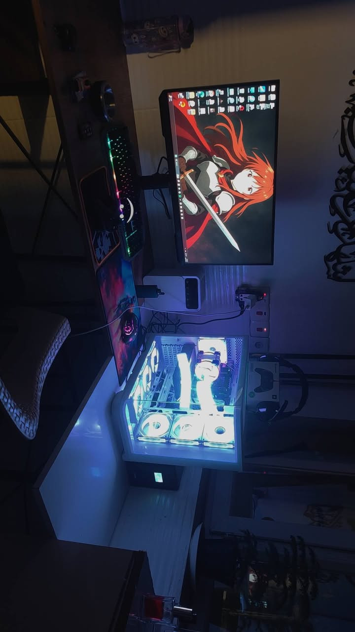 السلام عليكم
عندي هاي التجميعه صار شهر ونص من اشتريتها جديده 

واريد ابيعها او اراوسها 

بيها USB1500

كيبورد RGB

سماعه RGB

ماوسRGB

يده XBOX RGB

 CPU e5 2680v4

 : Gpu rx580 8gb

 : Ram ddr4 16 gb

 : Mb x99

: Power 600w

 M.2 512 gb

SSD1000

الشاشه من سامسونج بيها ضمان ووصل ضمان 3سنوات من الشركه 

اكتب مواصفاتها وتطلع ،سامسونج g4

سامسونج اوديسي جي 4‎‎ شاشة كمبيوتر العاب 27 بوصه FHD, معدل التحديث 240Hz, تقنية العرض IPS سرعة الاستجابة 1 ملي ثانية مزود بتقنية الحماية بالعين

واي خلل مابيها ونضيفه مثل الصوره 

طالب عليها 1200.000

او مراوس

 *********** مكاني كركوك واكدر اوصلها اي محافضه
