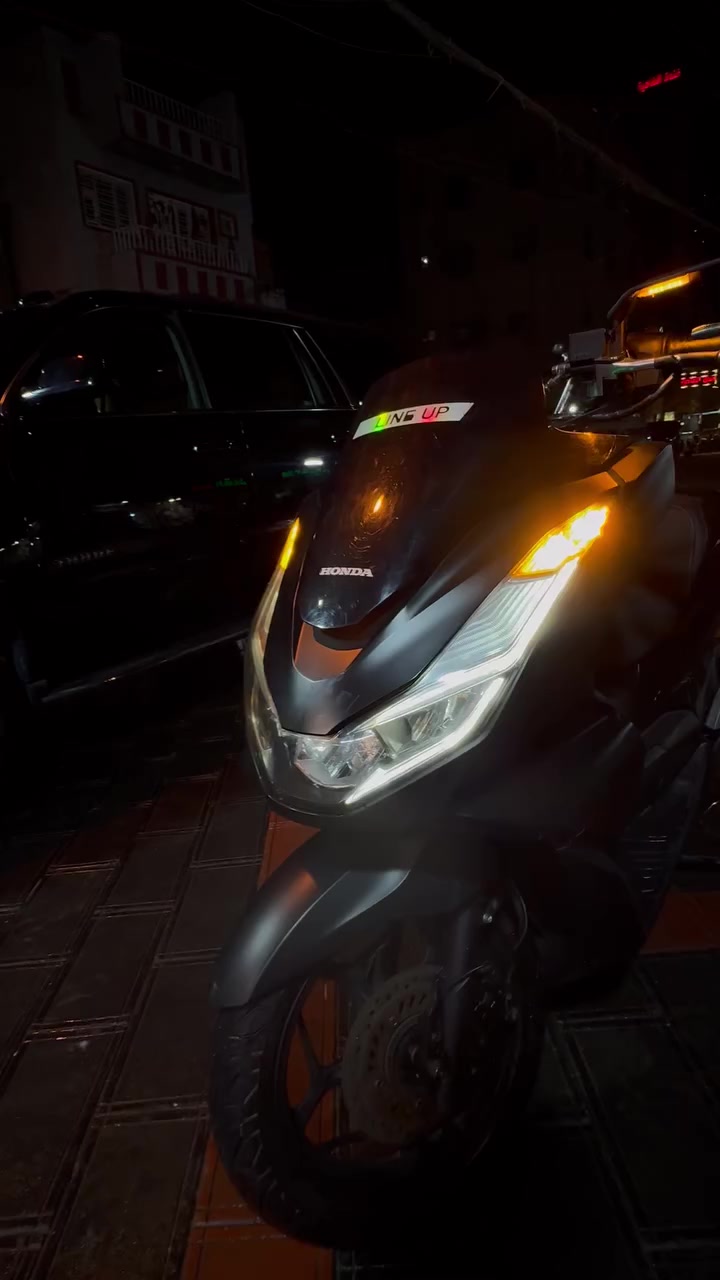 سلام عليكم pcx جيل رابع حساس ستان حساس ازدحام تدفئه يدات مري خفاش ام لاشاره وباقي الموصفات  معروفه الدرااااجه كفااله عامه مكانها كاضميه *********** سعرهاا ((١٦)) وبيه مجال شي بصيط (ملاحضه )( اوراق كامله اوراق  مزاد موجوده)
