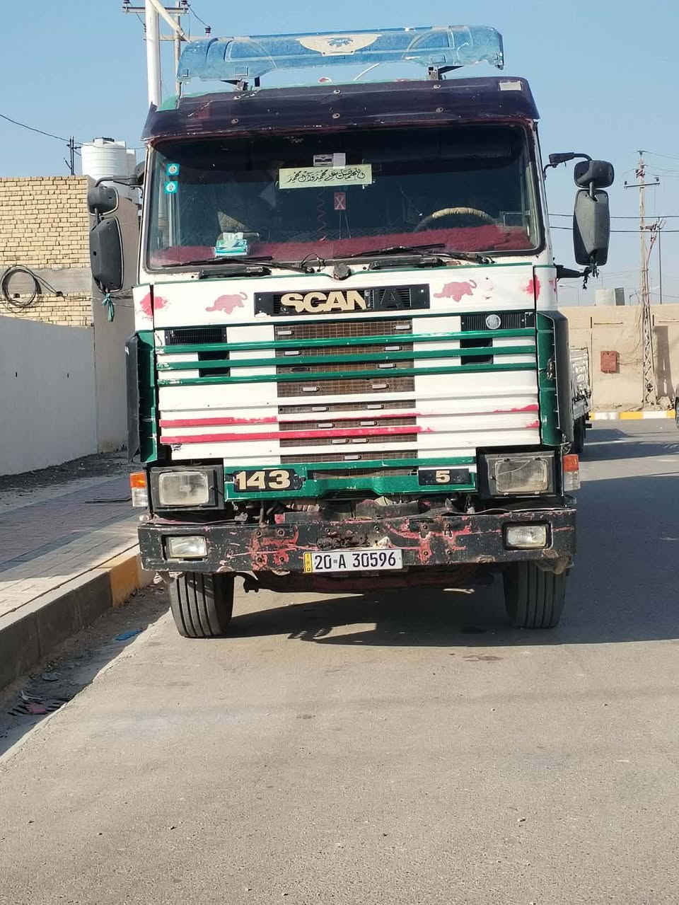 السلام عليكم سكانيه للبيع حجم113مديل91كير3×3تخم تاير جاهزه للعمل الاستفسار***********انه مكلف بل نشر؟؟
