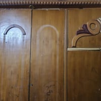 كنتور للبيع 6ابواب عوزه نجاره شويه تعبان السعر 100وبي مجال الاتصال 077...
