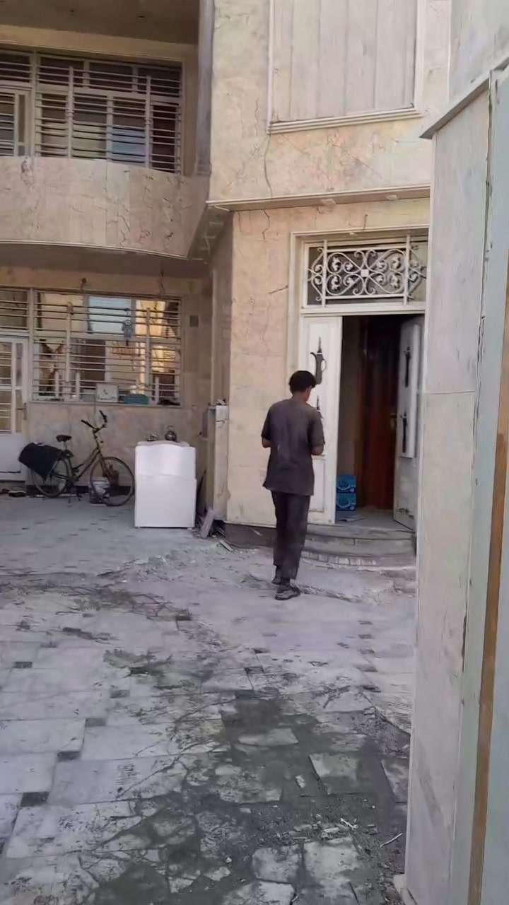 جزء من عملي اتمنى ان ينال اعجابكمالعمل لحيم خبط  كادر John Brttiyan  تغليف كافه انواع الواجهات مرمر و حجر شغل درجه اولى لحيم و خبط. شغل استلام مهندس الاتصال ***********. ***********
