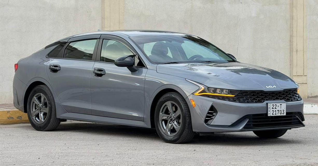 السلام عليكم 
كي فايف 2023 للبيع ماشيه 38. بصمه وتشغيل عن بعد رادار امامي وخلفي وبل مري تحديد مسار اوتو بريك لدات
بيه بابين صبغ السياره ترقيم جديد وجاهزه تريد وكاله تريد تحويل 
بغداد - كاظميه
***********☎️حسنين بغداد, العراق
