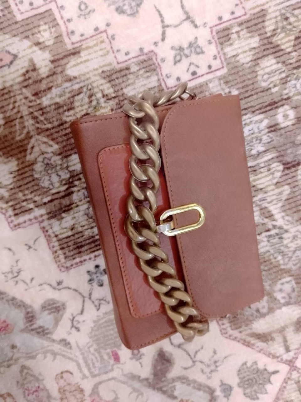 ٧ جنط للبيع بسعر ٢٥ توصيل مجاني


**إذا كنت صاحب هذا الإعلان وتريد حذفه لأي سبب، رجاءا أرسل رسالة إلى الدعم الفني**