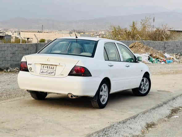 سڵاوی خوای گەورەتان لێ بێ بۆ ئەمجارەیان بە بابەتێکی تەواو جیاواز هاتینەوە خزمەتتان سحرەکەی خوار هەموو بازاڕو دەستی دوو
***********
لانسەر ٢٠٠٩ گێڕ ئۆتۆماتیک مواسەفات GLX ناو زەردی ناو فۆڕمیکا چوار جام کارەبا ئاوێنە کارەبای دەسک نیکل ویل کەپ مەکینە گەورەی بیلادی سەنەوی نوێیە تەحویل خەرامە بە شەرت هەزەی نوێیە تازە توند کراوەتەوە یەک دینار مەسروفی نیە  تەنجیل و موکەبەرەی  چاکی بۆ بەستراوە بەرگە کوشنی بیلادە ناو گاحی کراوە رەنگ سپی بەفری پاش و پێشی نوکە دەرزی دەحمی نیە پێنج پارچە ی بۆیاخە لەسەر ساخی دەحم و لێ دراوی نیە گێڕ و مەکینە بە شەرتە دەنگ و دوکەل و بوخاری نیە سحرەکەی خوار هەموو بازاڕ و مەحرەز و دەستی دوویە 

تەنها و تەنها ٧٢ گەلا

ناونیشانمان قەلادزێ
ڤایبەر و وەتس ئەپ *********** بشدار
