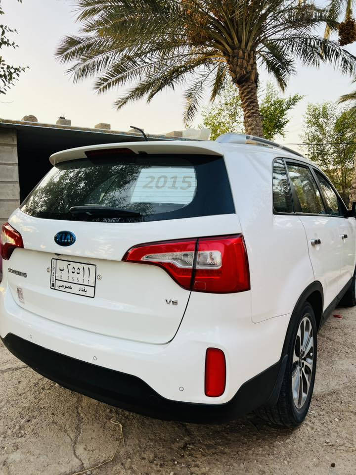 سلام عليكم سورنتو موًديل 2015 سياره كفاله عامه موجود سونار للكشره والمحرك سياره ماشي140  خليجيه سته سلندر سبعه راكب تبريد ثلاث قطع اشاير بالمري موي شفط دوس ترحيب بصمه عدد2 سياره خير من الله  سعرها 197 وبيهامجال حك الجيه المكان واسط زبيديه ***********
