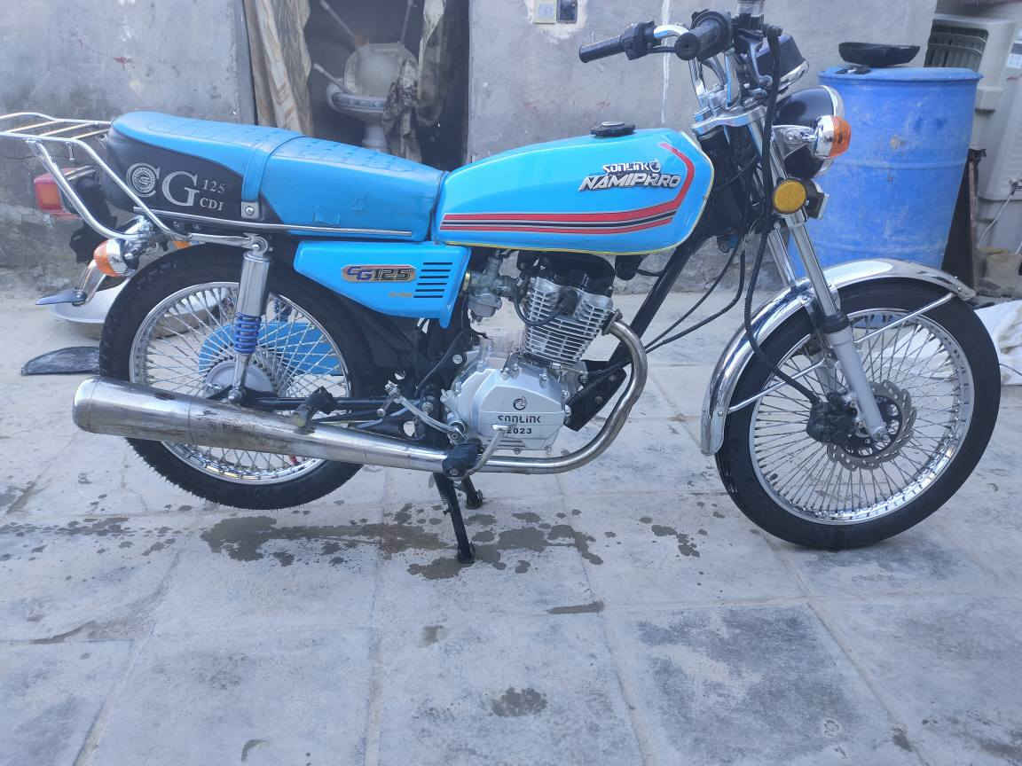 نامه برو غطاس موديل 23 أصولي وكيلها العارضي مامفتوحه ابد مقدم دسك كهربائيات شغاله كلها دراجه ع حطت شركه سعرها 825 وبيها مجال لشراي مكاني نجف مشخاب ناحيه القادسية *********** بس شراي يجي مو يجيني واحد يسولف
