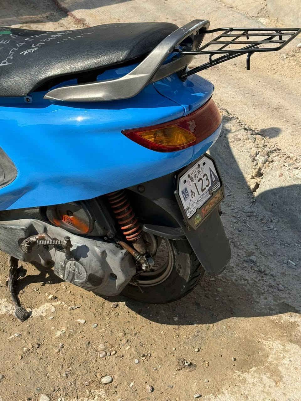 السلام عليكم دراجه فراشه فحل مال حاويه مكينه ما مفتوحه كهربائية كل شغاله شلعه معدل قويه السعر  575وبيه مجال ***********
