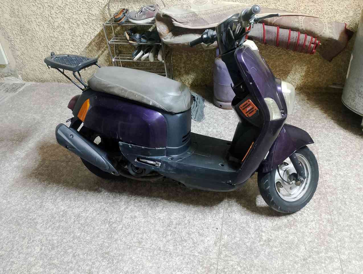 السلام عليكم مرخصه مدير الكروب
بوليس كابريتر  مكينه ما مفتوحه كهربائيات شغاله نكره سلف و هندر  كفرات بلادي   نقصه ستاند تعليك. مكان بغداد حي اور السعر 450  وبيه مجال للشراي رقمي واتساب متواجد ***********
