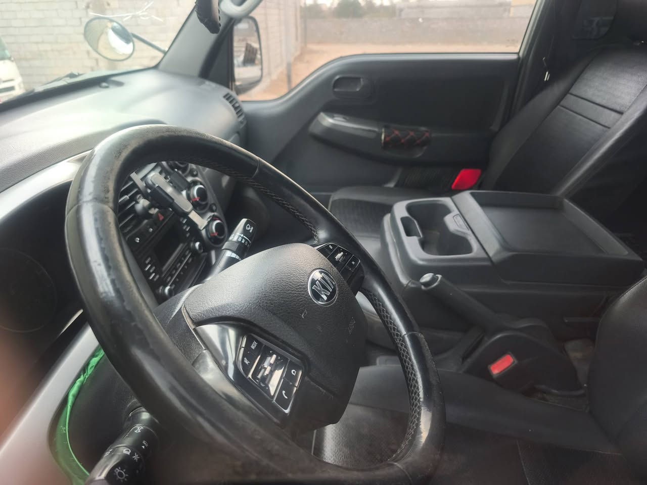 السلا عليكم كيه بنكو نثيه  مسكر 2020 دبلو سياره جاهزه للخير 
مكاني بصره سعر 140 الشراي يتصل ملاحضه المحجر مو وياها  *********** 

***********
