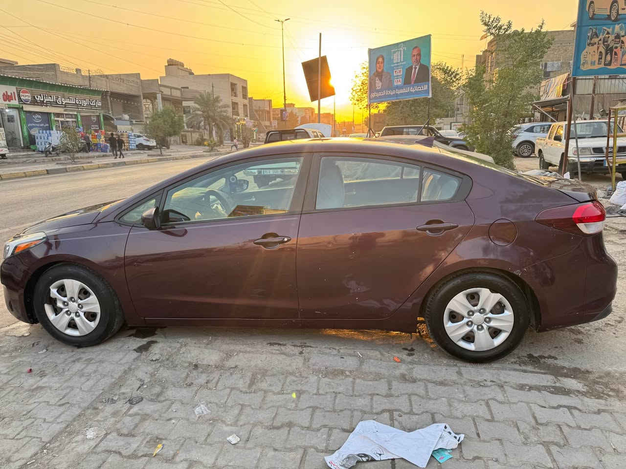 فورتي 2018وارد امريكي لون كرزي 
 للبيع ماشية 66 الف ميل بما يعادل 107 الف كيلو 
مكينة 2000 دوش كير at كير ومكينة مكفول 
السياره ضررها ب اميركا جاملغ خلفي وباب خلفي 
وبل عراق بدلت بنيد نفس اللون اثر حادث بسيط 
السياره مطاك بيها ايرباك
السنوية ب اسمي 2029تريد وكاله او تحويل موجود رقم سليمانية الجديد 
الباقي مكفول من كل النواحي صدر تخم تايرات جديد 
عارضها ب 122 $ وبيها مجال 
علماً السياره بيها منضومة غاز
للتواصل ع هذة الرقم حصراً ؛*********** Colombo, Sri Lanka
