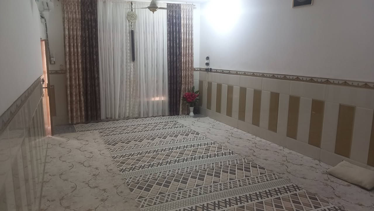 سلام عليكم بيت للبيع. 225متر منطقه حي الفنانين تفاصيل اتصل عل رقم***********
