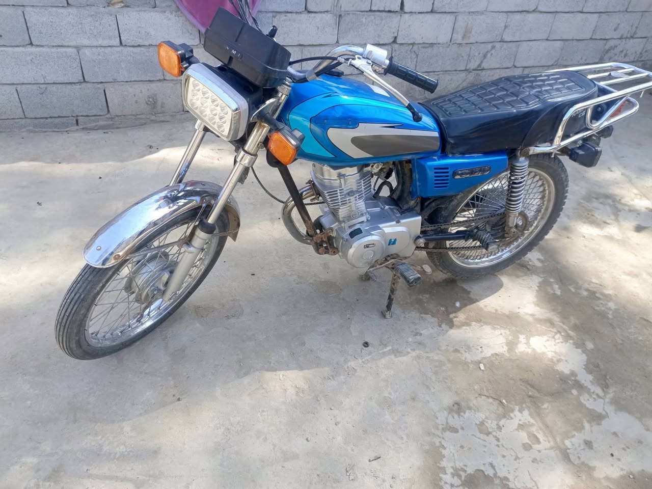 متاح دراجه اربعه كير نوع نامه موديل 23 ما مفتوح كلك جاهزه من كلشي بدون اي نقص السعر 450 وبيها مجال بصيط


**إذا كنت صاحب هذا الإعلان وتريد حذفه لأي سبب، رجاءا أرسل رسالة إلى الدعم الفني**