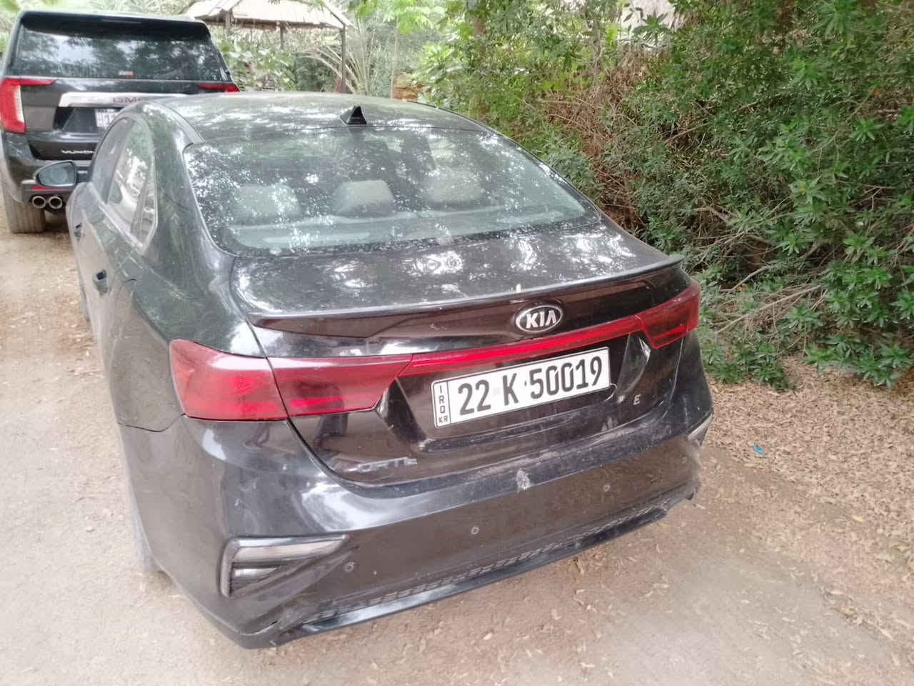 كيا فورتي رقم اربيل. 2019
حادث خلفي حافه الجاملغ ولصندوك 
بدون ايرباك
مواصفات شاشه وكامره ويلكب 
رادار امامي وخلفي وجانبي 
اشاره بلمري لايتات LED
باقي المواصفات
السياره جديده مال بيت حلوه 
السعر 132بيها مجال قليل
الاتصال ***********
بغداد كراده او الدوره
