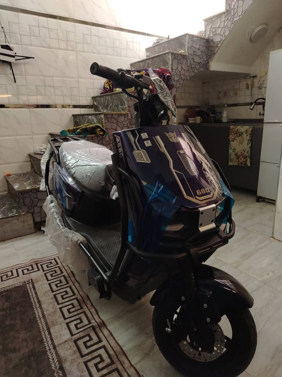 سلام عليكم دراجة شحن للبيع
النوع ام عيون
اللون متغير سبع اللوان مميز ☺️
دراجة زيرو كفاله من الزلغ مكونه من ٦ بطاريات ٧٢ فولت سرعة ٧٥ كيلو متر بالساعة نظام بريك دسك امامي خلفي تايرات جلاتين طسه ناعمه تحتوي علئ بصمتين وسويجين وتشغيل عن بعد وقفل وفتح وجهاز انذار ونظام بارك سستم P كامل ملحقات شاحنه ودرع ومرايات
السعر مليون و١٠٠
العنوان بلديات شارع المصرف
الرقم ***********
