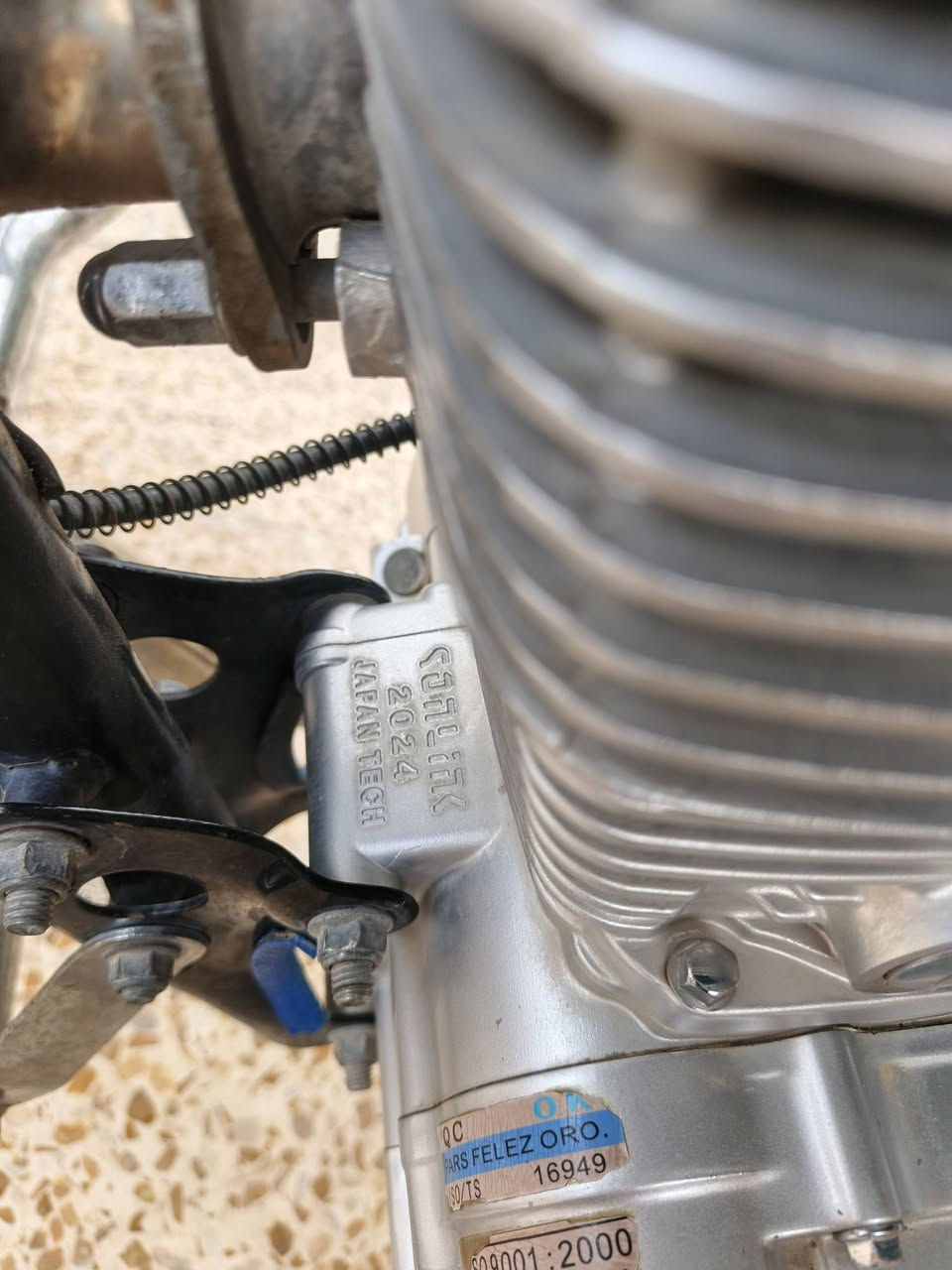 سلام عليكم
دراجه موديل 2024كلها بلاديه وشغاله ونضيفه حيل

السعر ٦٠٠ بيها مجال مجال 

بيها منضومه نشرات متكامله 

***********
محرك 200
