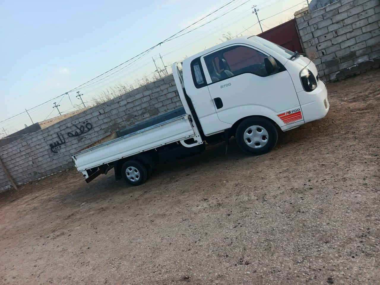 السلام عليكم مكلف بالنشر 
كيه حمل للبيع موديل 2016 مكفولة كفاله عامه سياره جاهزه من كلشي

كير محرك شاصي مكفول

تخم تايرات حداديه جديده كهربائيات كله شغاله

تدفئه تبريد ثلج

رقم بابل سنويه جديده ممشروع وطني

العنوان الديوانية

السعر 110 بيها مجال بسيط

للاتصال ***********
