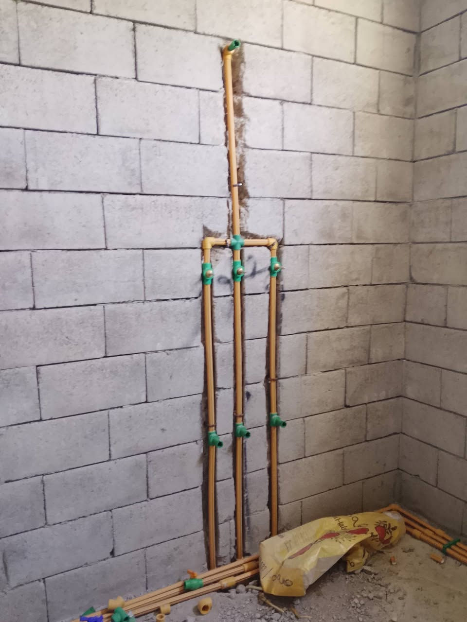 مصطفى الطائي 
تآسيسات صحيه عامه شغل شرط هندسي ونضام حديث 
نضام رفت 
نضام بطارية 
نضام نوزل ضواقط 
نضام تعليق 
نضام نوزلات خلاط 
وحسب الطلب يوجد كلشي 
***********
***********
