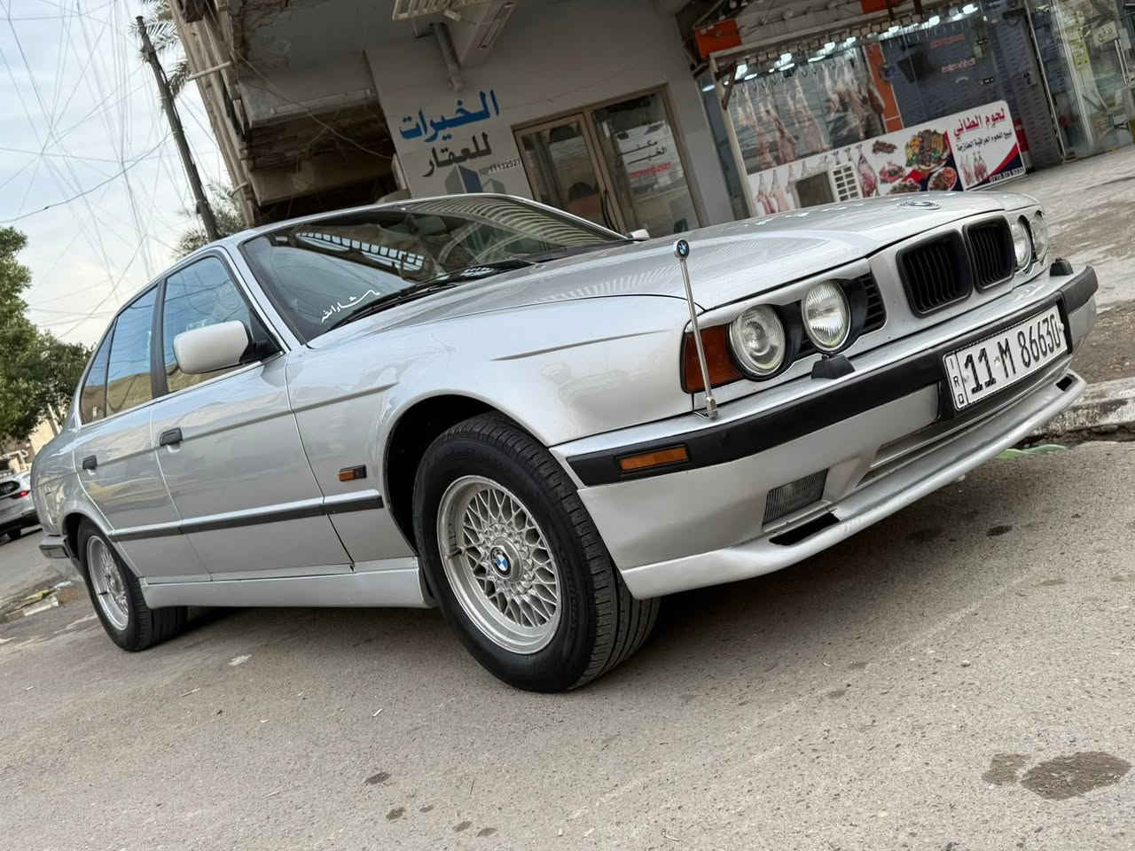 535 مسكر فانوس موديل 91 رقم (بغداد ) الدولي تحويل وهزه جديده السنويه  لون سلفر اصل مصبوغه من l جماليه فقط صبغها درجه أولى السياره ناعمة وترايها يخبل مال حديث 

الگير والمحرك مال صقر 528 جدد حاويه
الحداديه كلها جديده سفنجه 

الكهربائيات بلاد وكلها شغاله بدون جطل وتيب غرفة جديدة وجلد اصلي شركة بدون اي ضرر ، كشن  كهربائي هيتر بالكشن
منظومة تبريد ثلج  تبريد  قطعتين 
تخم تاير جديد وباتري جديد 
بچم عريض محدث

ثلاثة انظمة قياده 
اربعة جام كهربائي 
الغرفه اسود جلد طبيعي  
سنتر لوك وسويج ريمونت 
شاشة +كامرة بيها حساس حقيقي

السعر 75  وبيها مجال


**إذا كنت صاحب هذا الإعلان وتريد حذفه لأي سبب، رجاءا أرسل رسالة إلى الدعم الفني**