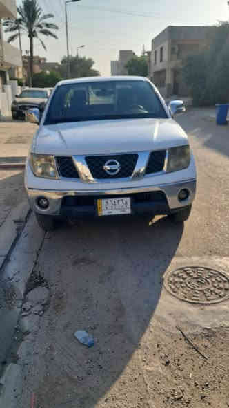 السلام عليكم نيسان نيفاره للبيع موديل ٢٠٠٩ والسياره بدون صبغ وجاهزه والسياره موجوده في منطقه اليرموك الاربع شوارع السعر ٨٠ ورقه وبيها مجال للاتصال ***********
