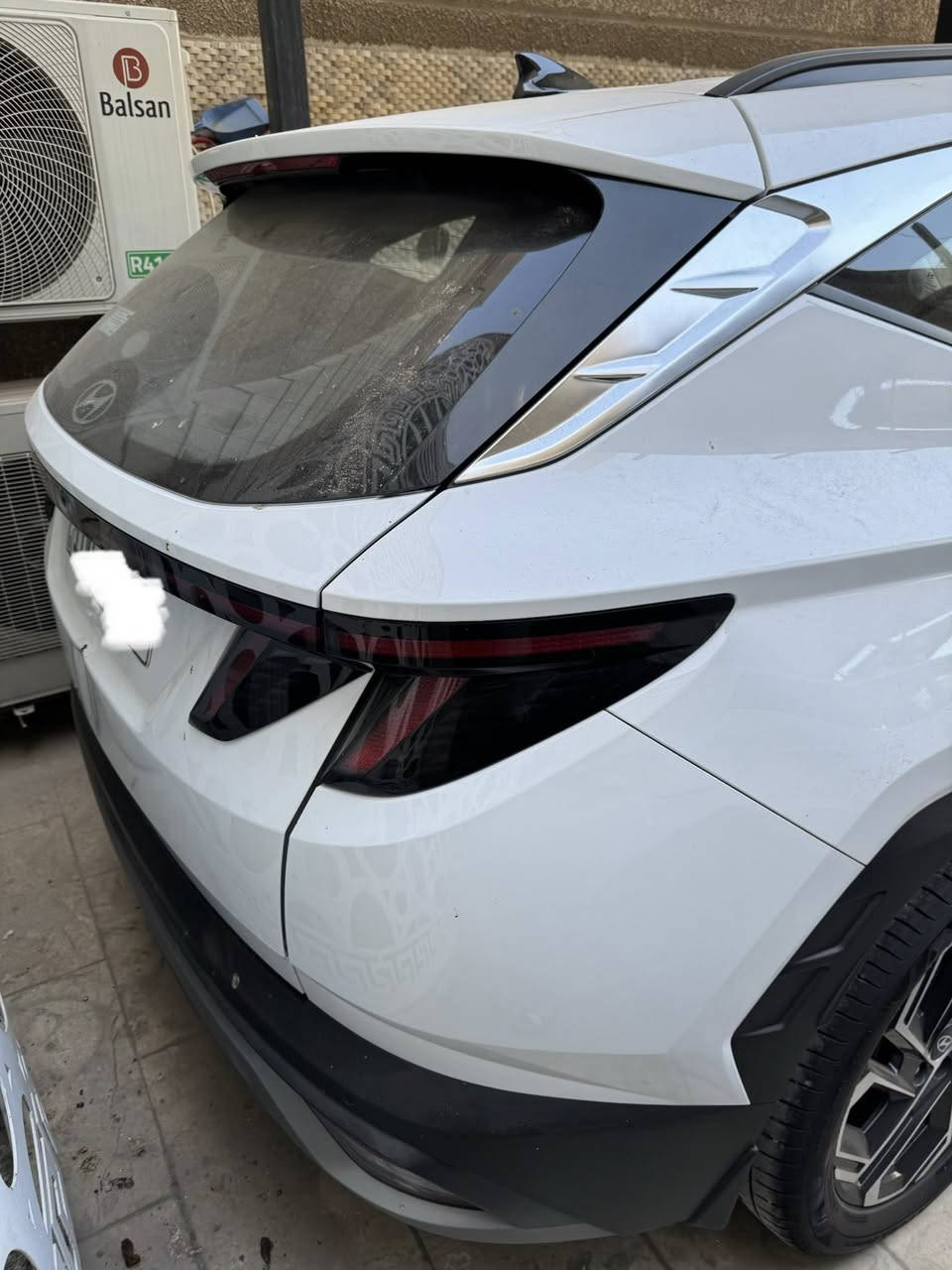 السلام عليكم 
للبيع فقط توسان 2025 الشكل الجديد 
 خليجي ام الضمان رقم بغداد فول موصفات 
ما عده البنوراما ماشية 43 الف مكفوله من صبغ وتبديل والبارد بيه فقط رصعتين على كد اربع اصابع عايفهن على وضعهن سعره 218 $ ورقه
 مكانه بغداد زيونة  ***********
