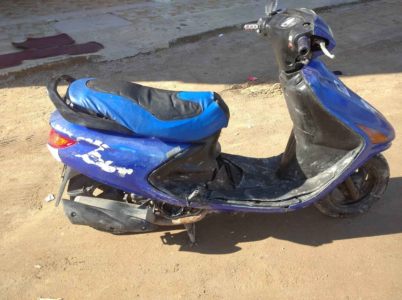 السلام عليكم فراشه للبيع مكاني بابل السعر 225وبيه مجال هاذه رقمي ***********
