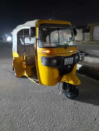 تكتك لبيع موديل 2021مصبوغه عام  تصال 07735150348