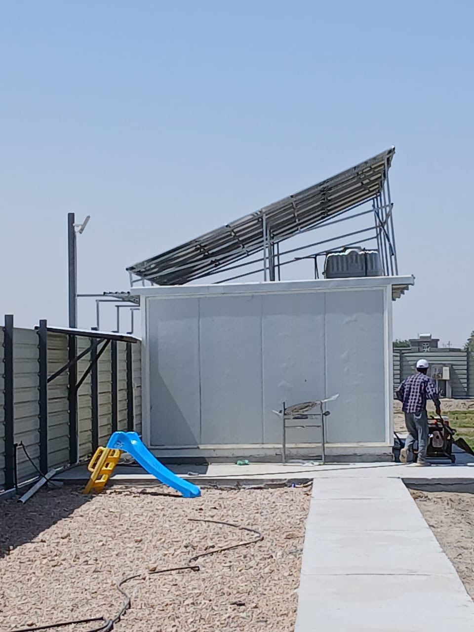 🌳دونم على نهر الفرات في الخالدية🌳
طابو زراعي سند 25
خدمات كاملة ماء كهرباء تبليط
واجهة 23متر
مسيج يحتوي على كرفان 40متر
مؤثث كامل غرفتين ومطبخ وحمام
مرشات دفن 
طاقة شمسية 35امبير
مولد كاز 40امبير
اعمدة وانارة
ماطور ماء سقي
كامرات 
💵سعر 170مليون 💵
للاستفسار مراسلة الصفحة او الاتصال
*********** واتساب
***********
 ***********‬
🥇#مكتب_أكــد_للـعقار
......

عقارات_الفلوجة #الفلوجه #بغداد #الانبار....... #عقارات #الفلوجة #بغداد #بيوت #الانبار #عقارات_الانبار #قطع #عقارات #بغداد #فلوجة #الفلوجة #الفلوجه #الانبار #الرمادي #مجلس_النواب_العراقي #البرلمان_العراقي #المنصور #عقارات_بغداد #عقارات_الانبار
