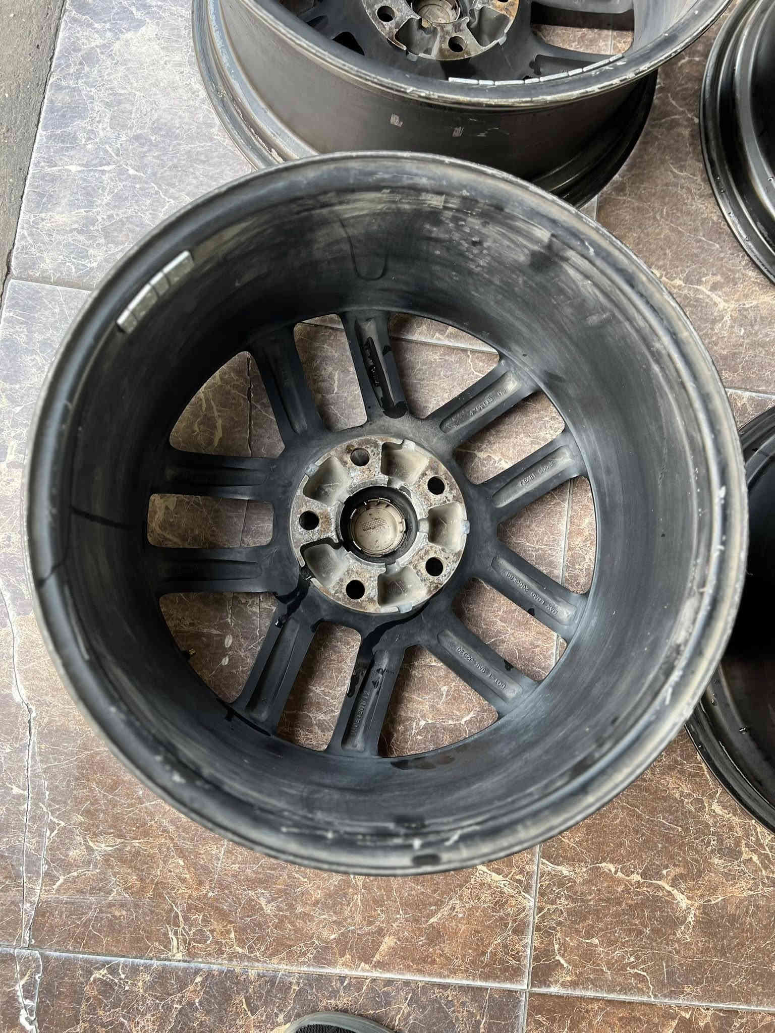 ويل جيب درونكو حجم 18  السعر 250$ بها مجال
العنوان دهوك *********** ***********
