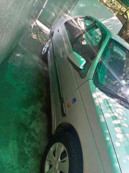 السلام عليكم ورحمة الله وبركاته
بيجو بارص رقم ديالى ٢٠١٢  مشروع وطني باسمي 
السعر ٤٥ وبيها مجال بسيط 
العنوان بغداد الشعب 
‎0774 563 3378 واتساب
