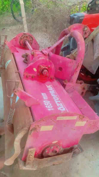 رفاس عنتر تركي باب اول مشتغل قليل ممفتوح بي برغي المكان كربلا الحسينيه سعر ١٩٠٠٠٠٠ مليون وتسعميه 
***********
