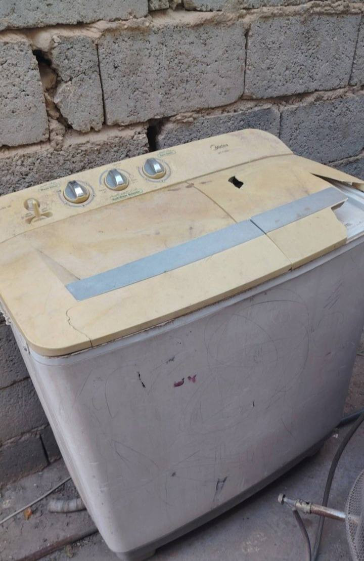 ميز تواليت خشب الثگيل تسكاموغسالة شغالة غسل وتنشيف بس كسر خفيف بالكفر 

سعرهن اخو البلاش اثنيهن سوا 

مكان حي العسكري واكو توصيل داخل كربلاء


**إذا كنت صاحب هذا الإعلان وتريد حذفه لأي سبب، رجاءا أرسل رسالة إلى الدعم الفني**