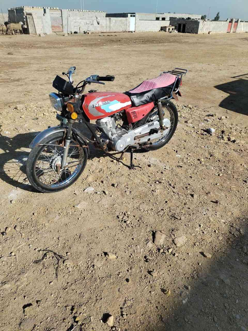 دراجه للبيع نامه ٤٠٠ وبيها مجال ***********
