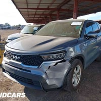 سورنتو للبيع وارد امريكي مديل2023 ماشيه 40 رقم بغداد تحويل مباشر حادثه...