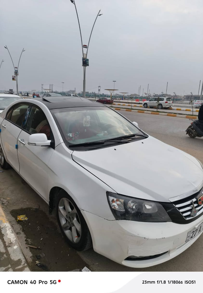 امكراند 2013   
السعر 60 وبيها مجال
الحجم c7 رقم إنكليزي بااسمي تحويل ثاني يوم ... محرك كورلا 1600 لايت زنون + شاشه + فتحه قماره + تخم تاير جديد + سبير جديد  عرفه نضيفه 
ضربتها باب خلفي الأيمن ومصلح على البارد 
+ التبريد لو ضعف كمبريسر لو غاز مافاحصة
الناصريه مركز 
*********** 📞
***********
