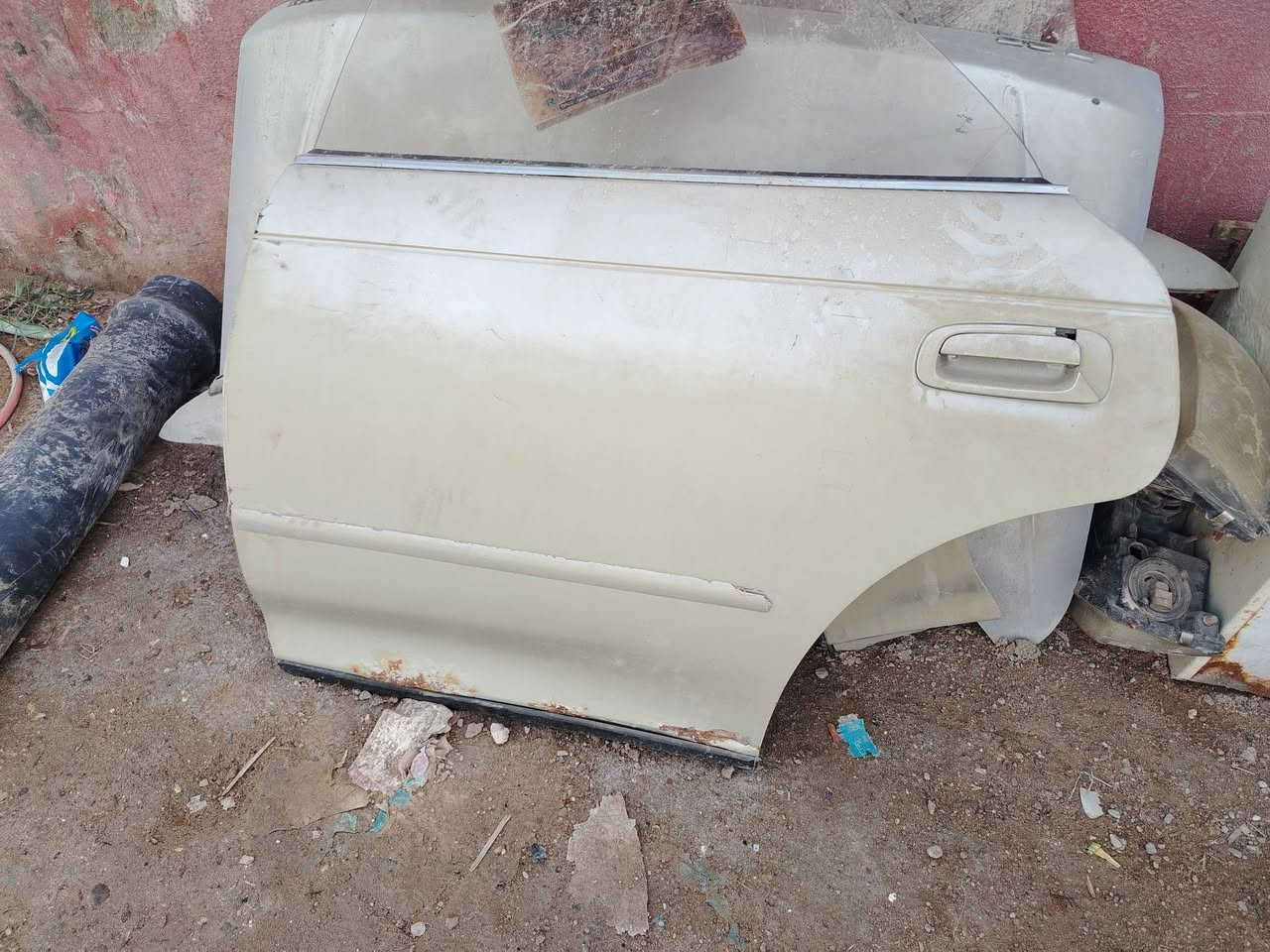 سستم مارك نفخ لون ذهبي 8قطع السعر 250الف نظيفات المكان بصره كرمه علي أبوصخير
***********
