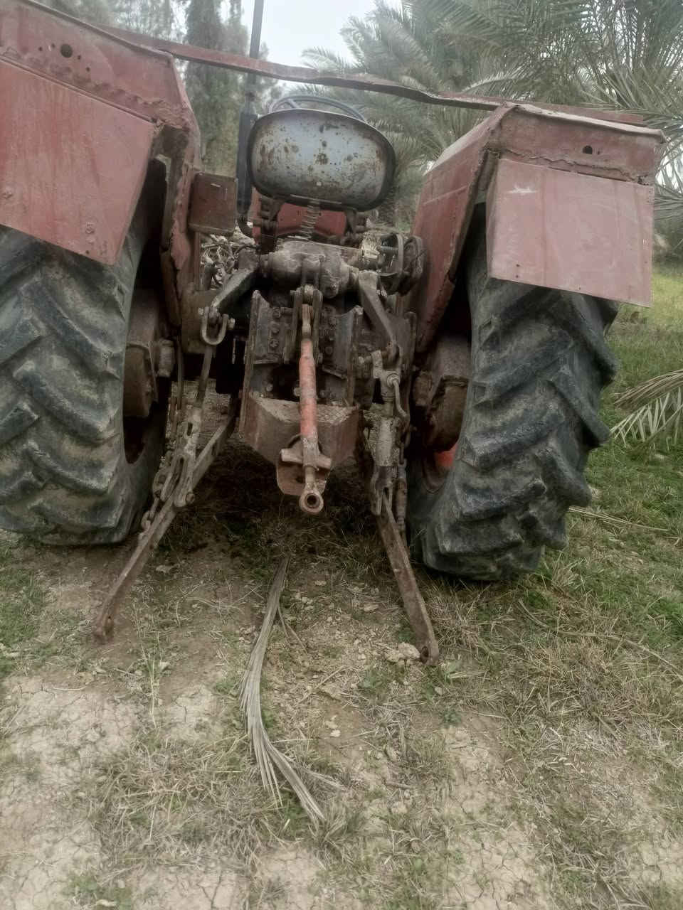 سلام عليكم 
عنتر للبيع (بدون) 
جاهزه للكراب تايرات 28بور ستيرن جدد مكينه وكير واكسل نضيفات ونكره سلف وياهه فدان (تم تنزل السعر 2500 ثنين مليون ونصف)  المكان بابل قرب سيطرة الاثار للستفسار خاص


**إذا كنت صاحب هذا الإعلان وتريد حذفه لأي سبب، رجاءا أرسل رسالة إلى الدعم الفني**