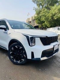 سورنتو V6 • ٢٠٢٥ • ٢٣٠٠٠ كم