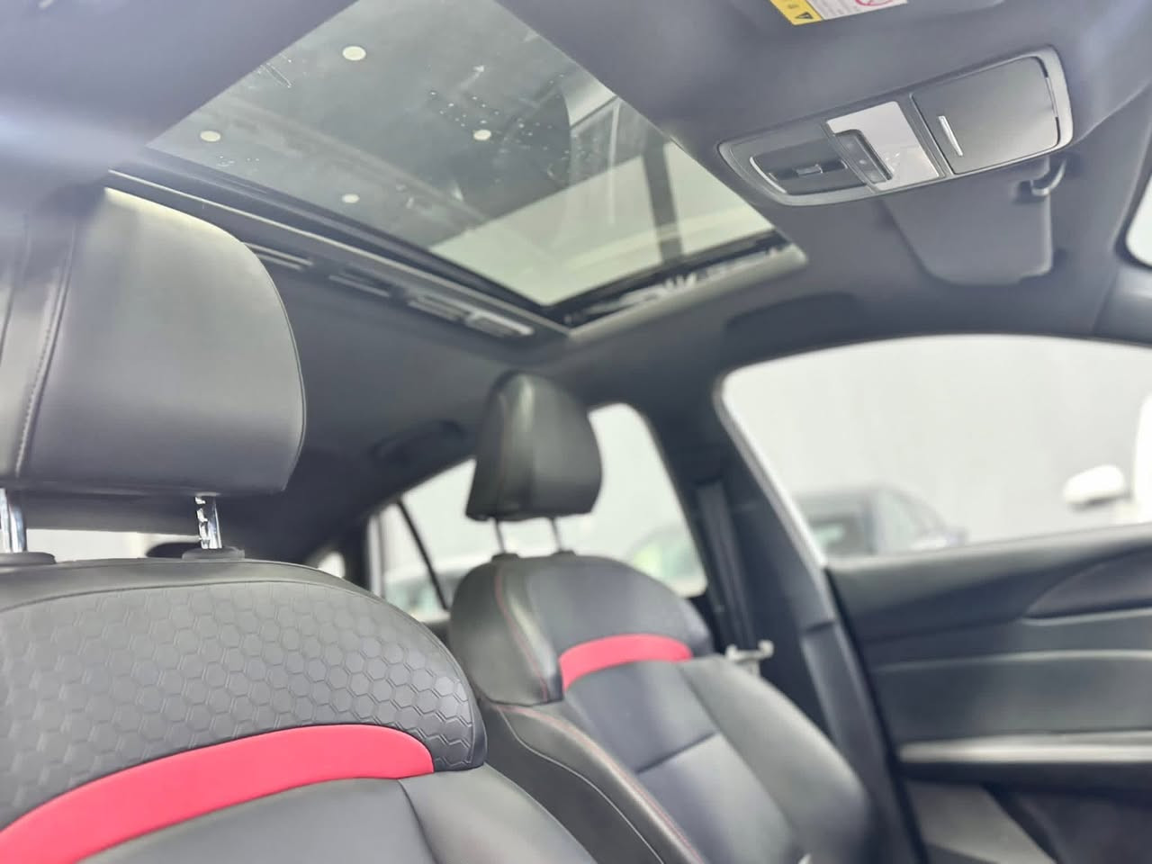 • ام جي MG GT 2025 torbo
•فول مواصفات.مکینە 1.5 تۆربۆ.

كشن جلد  كشن كاره‌با,گیر ماوس

• بصمة. شاشة و كاميرا ٣٦٠ درجە. 

• بريك كهربايي. لايت ليد و زينون.

تایه‌ ١٧ حه‌جم گه‌وره‌ ویل ره‌ش

ته‌ نها ١٢ هه‌زار رۆیشتیه‌ بسته‌ك ساردی هه‌یه‌

• مكان أربيل معرض توب كارس .

•سعر فقط 128$ورقة

للتواصل ***********
