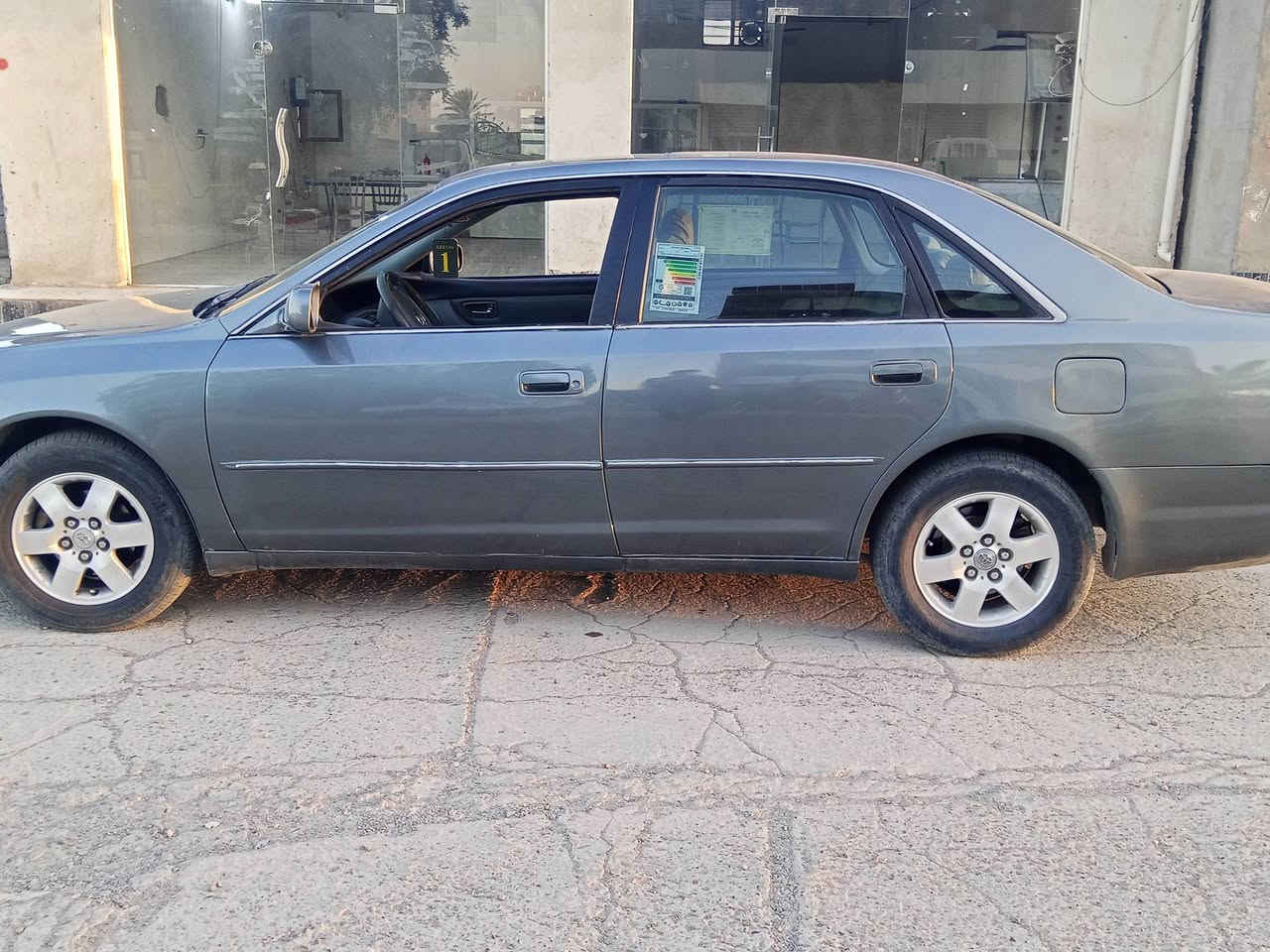 للبيع 70 وبيها مجال
***********
